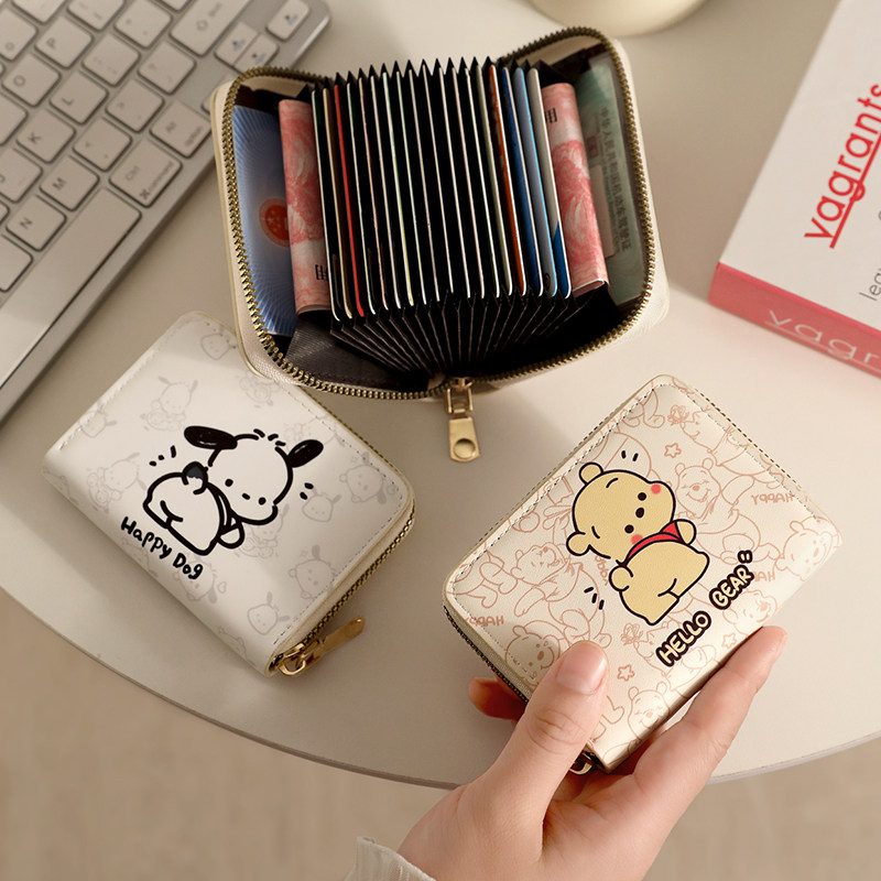 可爱帕恰狗卡通卡包女小众大容量超薄小巧驾驶证件零钱包收纳黄金