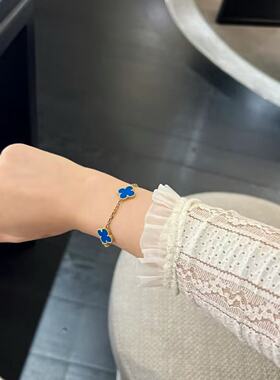 装柜颜色设计无压力18k蓝玛瑙四叶草项链蓝玛瑙五花手链耳钉十花