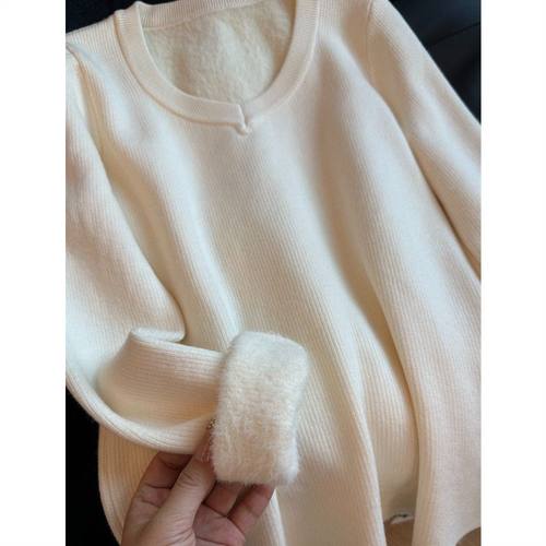 加绒加厚保暖亲肤打底衫上衣女2025秋冬气质大码内搭V领针织毛衣 - 图3