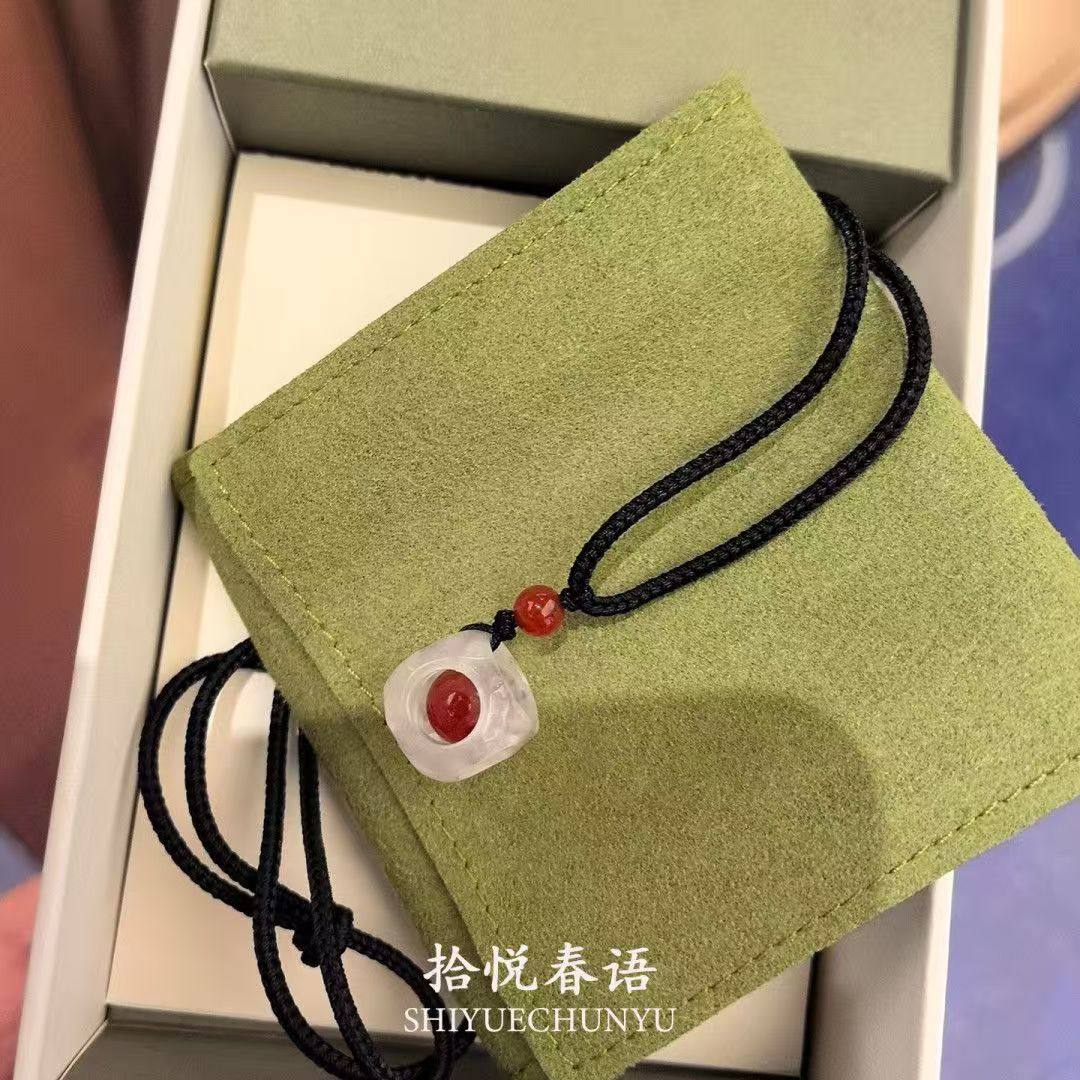 「朝朝暮暮」新中式红豆骰子编绳项链双轨姜暮同款秋冬简约毛衣链,淘宝优惠券,粉丝福利购,淘宝优惠卷