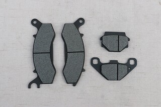 Suitable for zongshen motorcycle secoron ra2 zs/sr250-12 front and rear brake pads and disc brake pads