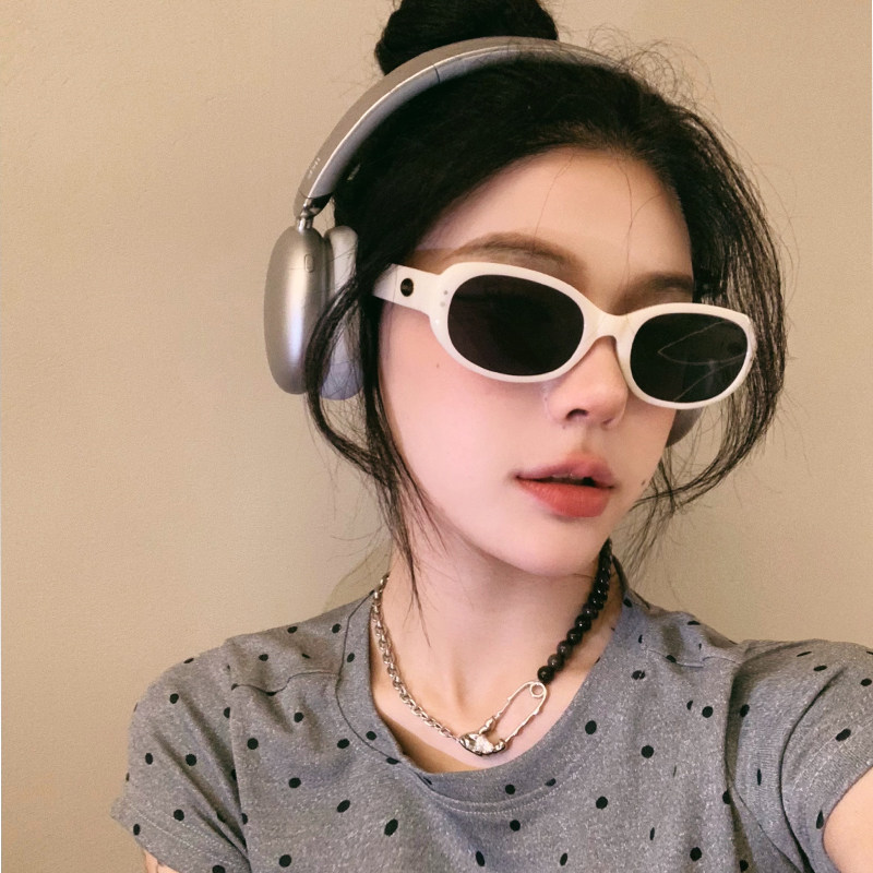 2025新款白色墨镜女椭圆形防紫外线韩版网红显脸小偏光太阳眼镜潮,淘宝优惠券,粉丝福利购,淘宝优惠卷