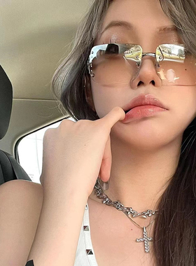 椭圆形个性女y2辣妹高级感眼镜框