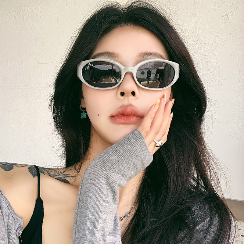 2025新款复古黑色百搭辣妹gm墨镜女方圆脸显瘦防紫外线太阳眼镜潮,淘宝优惠券,粉丝福利购,淘宝优惠卷