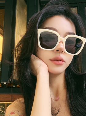 桔里防紫外线甜酷女款奶辣太阳镜