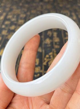 2026新疆和田玉手镯羊脂白玉镯子玉石女款旺夫妈妈款圆细条真玉女