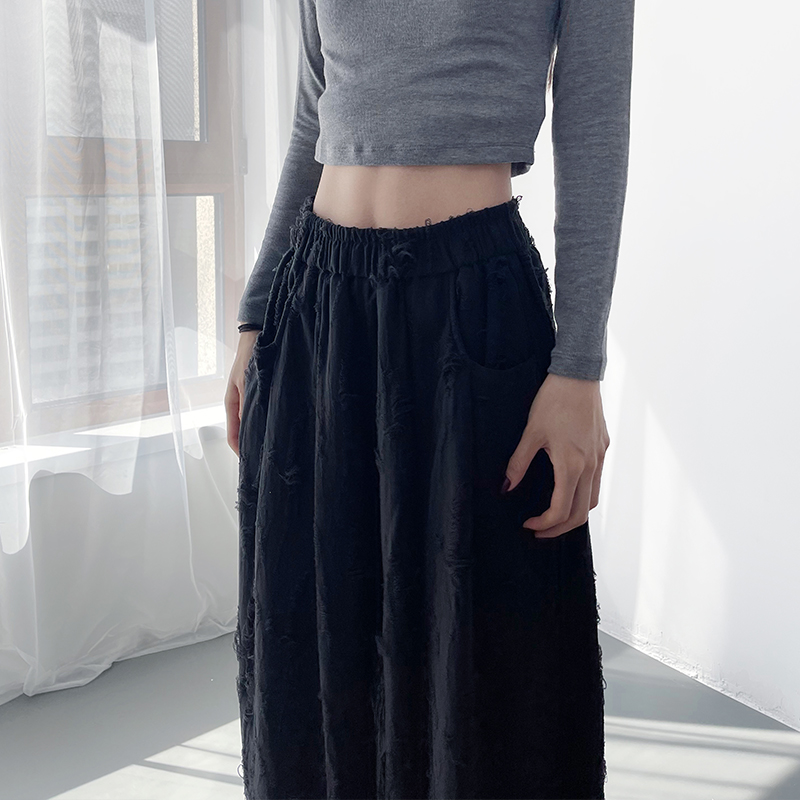 软糯破洞裤垂感拖地阔腿裤女2025秋季梨型身材宽松设计感乞丐裤子 - 图1