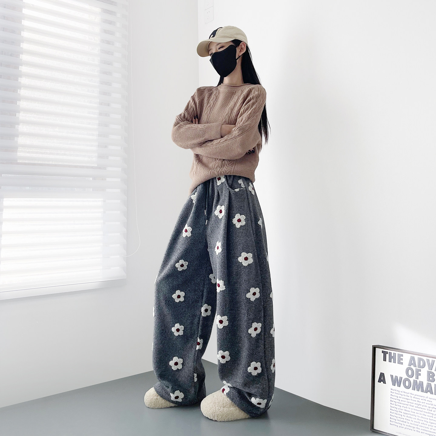 大码设计感刺绣小花毛毛卫裤女冬季保暖胖mm显瘦加厚不臃肿阔腿裤,淘宝优惠券,粉丝福利购,淘宝优惠卷