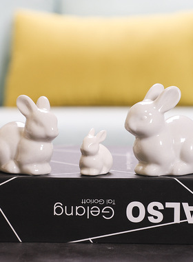 陶瓷小白兔兔斯基 大耳朵兔子 苔藓微景观配件陶瓷摆件家居装饰