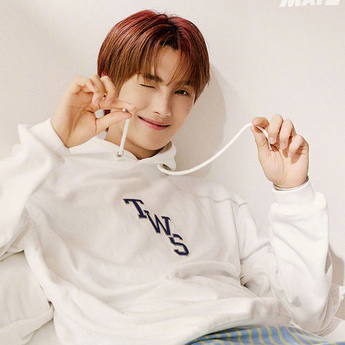 TWS2025演唱会周边同款卫衣字母印花套头帽衫薄款加绒tws衣服男女 - 图1