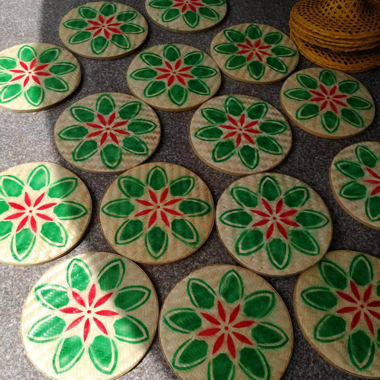 竹编舞蹈簸箕畲山村舞蹈菜茶舞儿童舞蹈表演道具采茶声声簸箕竹匾,淘宝优惠券,粉丝福利购,淘宝优惠卷