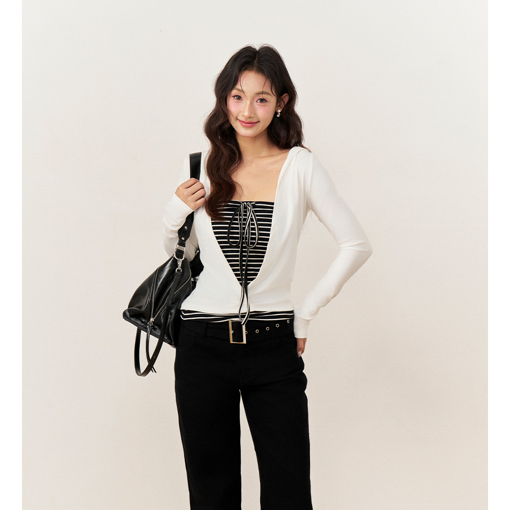 AXIA 辣妹高级感大V领条纹抹胸女套装设计感弹力修身长袖小衫上衣 - 图1