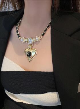 金属爱心腰炼配饰高级感装饰裙子西裤设计感小众细腰带女2025新款