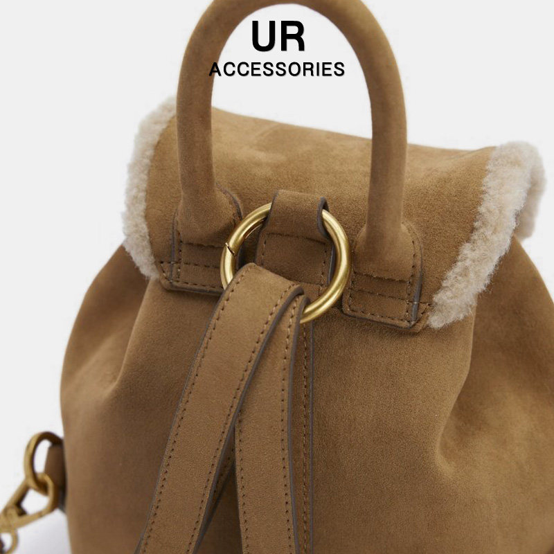  UR箱包双肩背包