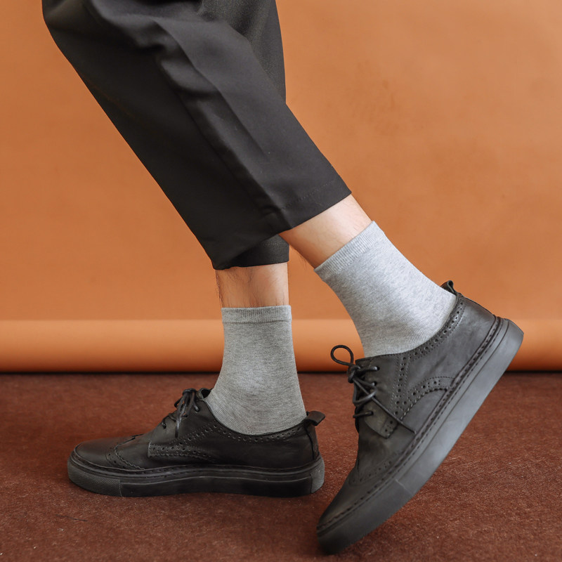 男士纯色时尚中筒秋季吸汗简约棉袜 佩足短袜/打底袜/丝袜/美腿袜