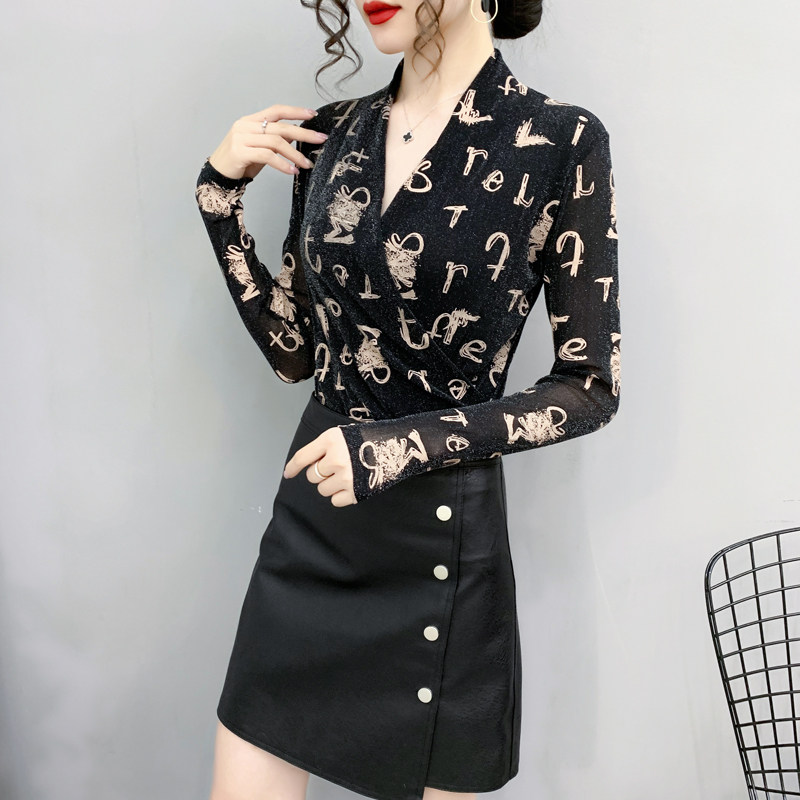 网纱秋冬新款黑色内搭小衫高档t恤 缇诗田蕾丝衫/雪纺衫