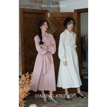 Xu Daqing (clear and autumn) French style retro lantern sleeve windsuit with long commuter temperament single-row buttoned with dress and skirt