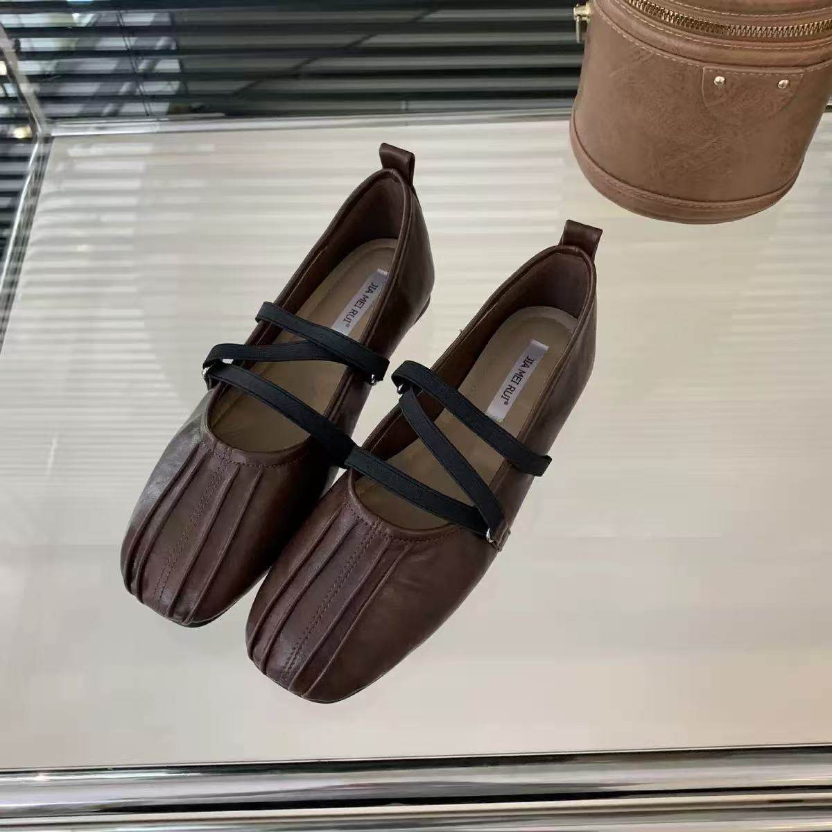 法式平底复古温柔风晚晚鞋2026年新款百搭不累脚玛丽珍芭蕾单鞋女,淘宝优惠券,粉丝福利购,淘宝优惠卷