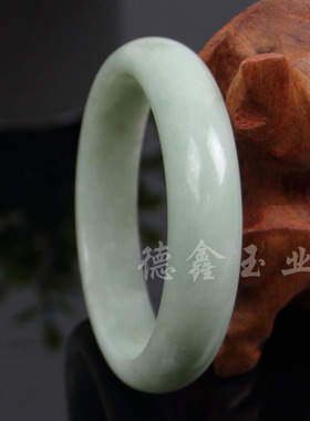 贵州翠手镯浅绿色玉石手镯特价天然玉器翠玉手镯天然玉镯