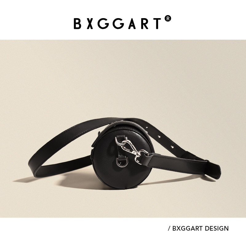 真皮棋盘格小众设计女2022年圆筒包 波西格格女士包袋