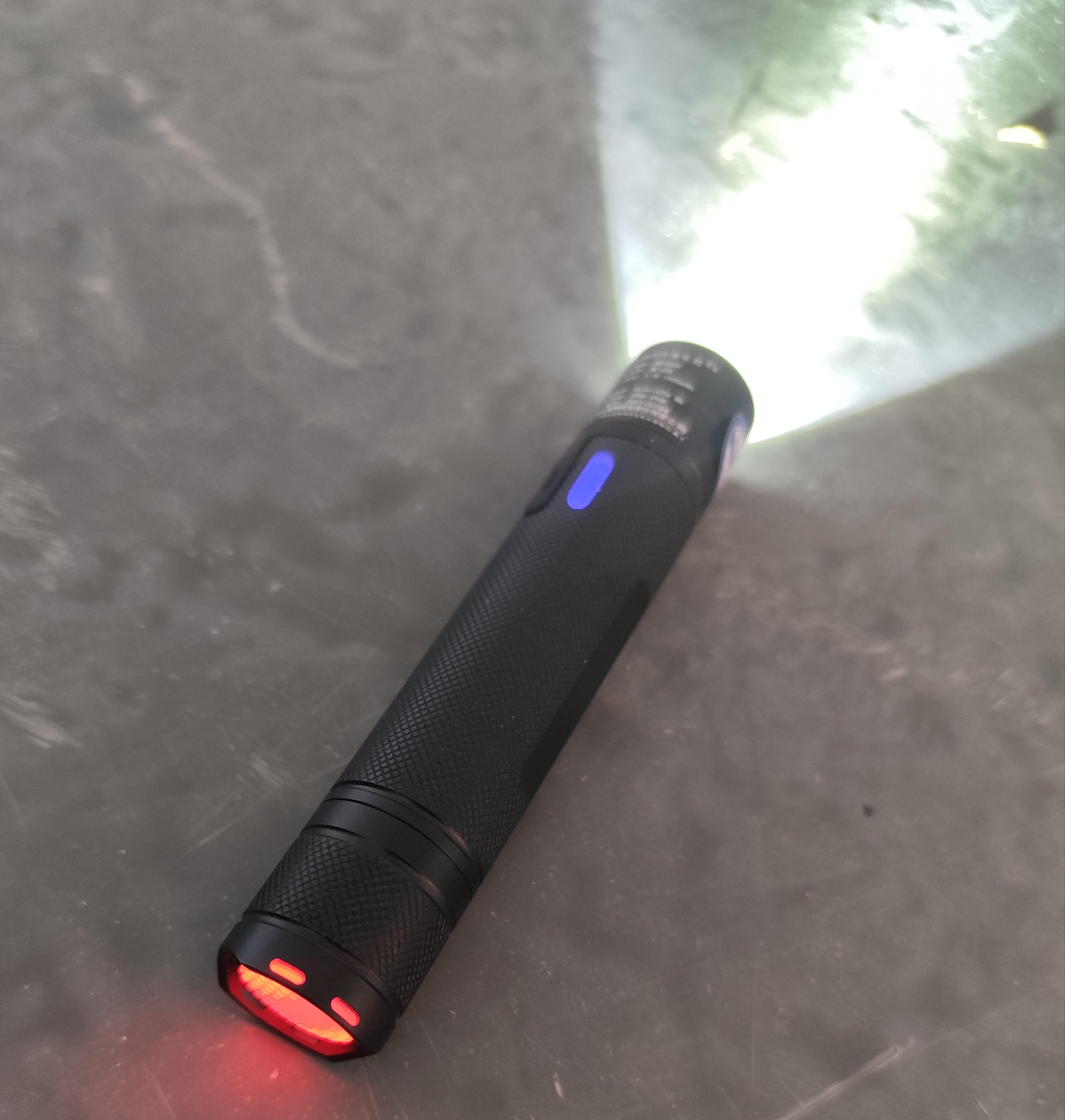 海洋王手电筒jw7302A强光Type c可充电迷你led消防头灯超亮带警灯 - 图2