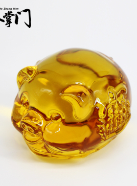 大小黄水晶猪摆件合掌门
