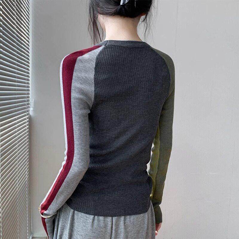 撞色拼接毛衣女秋冬修身复古设计感套头插肩内搭高级感针织打底衫,淘宝优惠券,粉丝福利购,淘宝优惠卷
