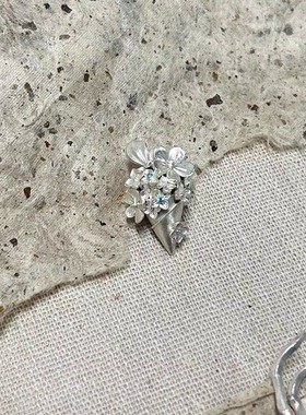 【银雾花束】森系花朵镶钻吊坠项链小众清新设计感文艺气质锁骨链