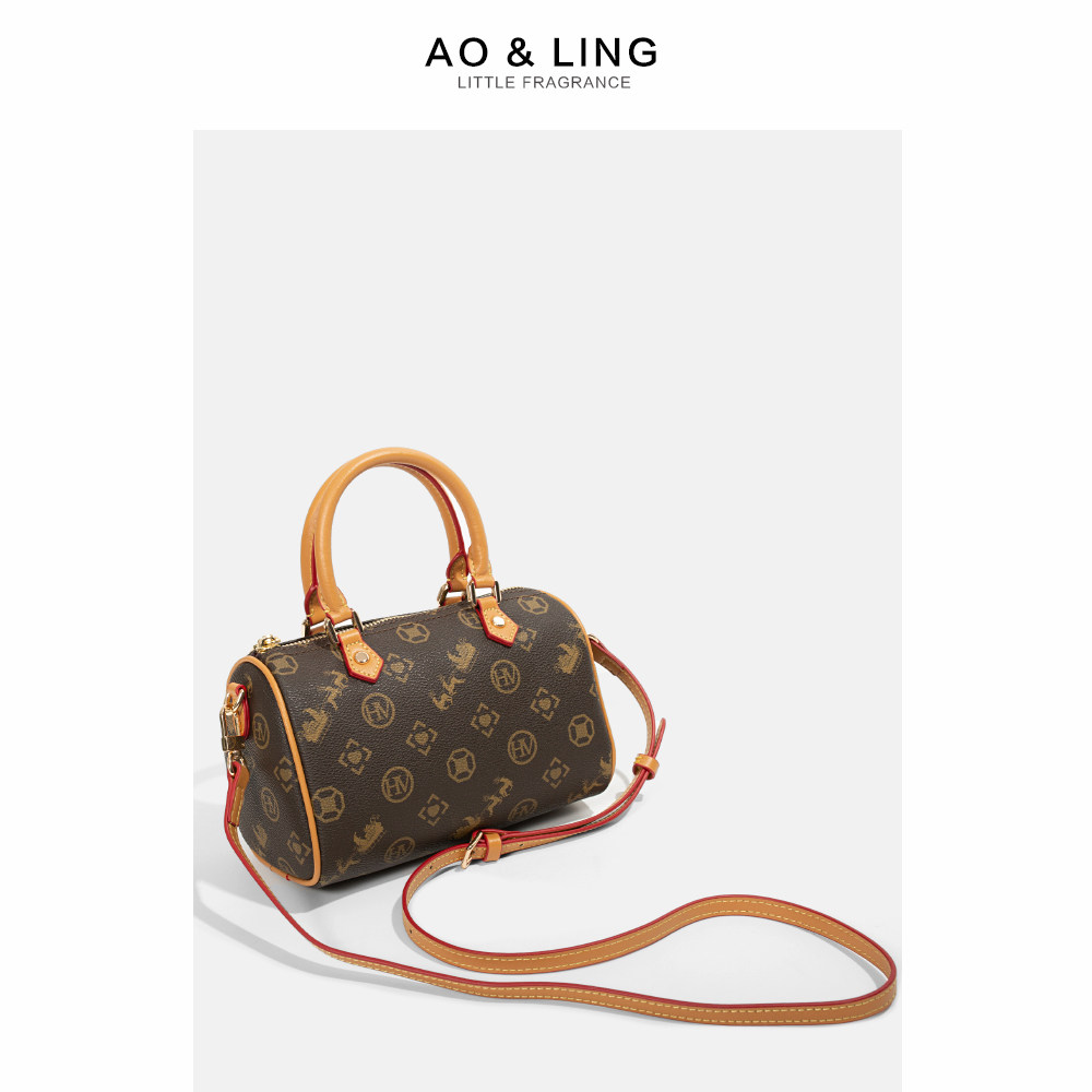 轻奢2023新款夏季波士顿小斜挎包 奥翎女士包袋