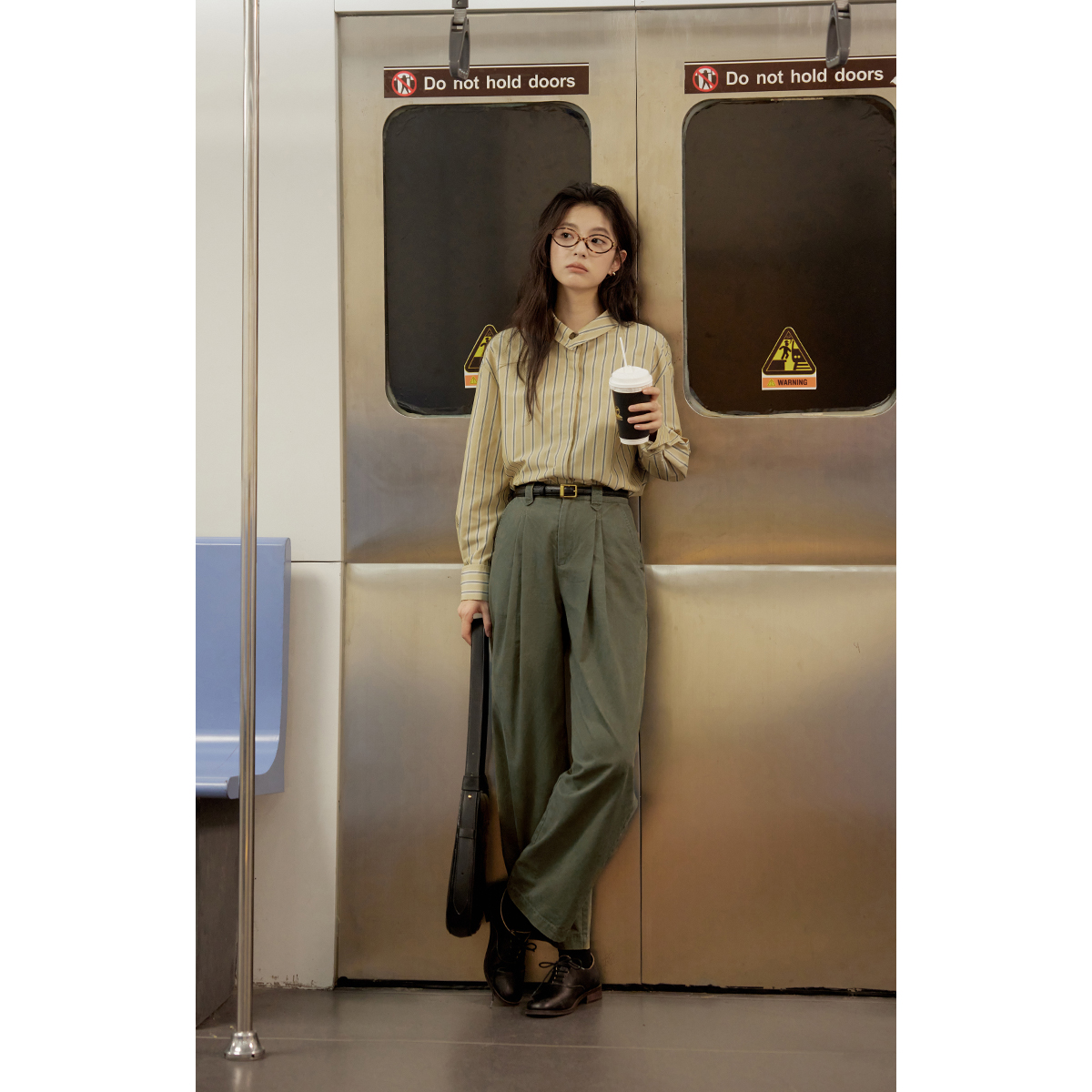 solighter 法式复古翼领竖条纹衬衫宽松长袖衬衣春 - 图0