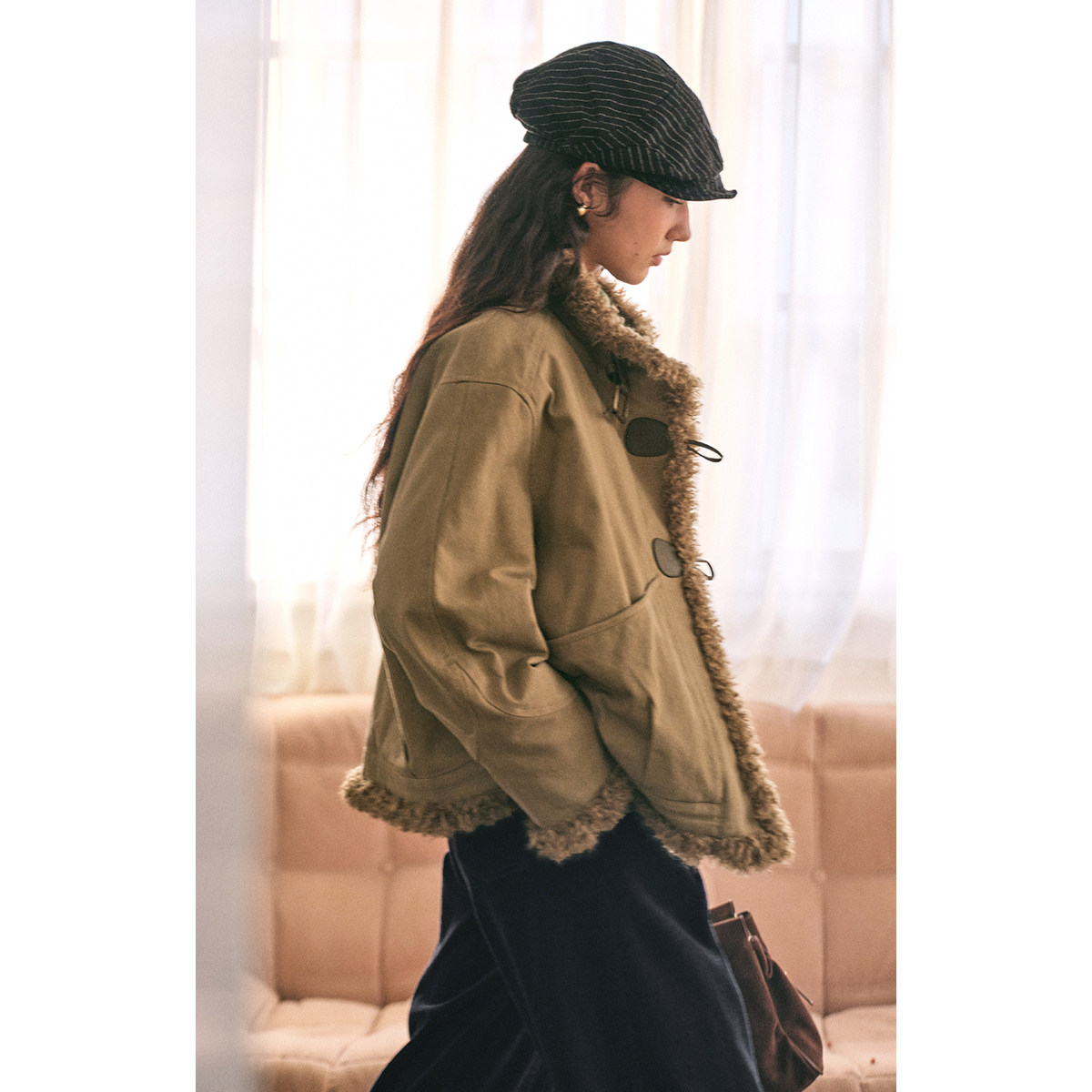 solighter 法式毛毛拼接立领短外套女秋冬2025新款小个子加绒外套,淘宝优惠券,粉丝福利购,淘宝优惠卷