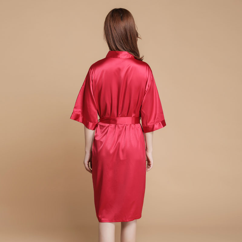  古妮莉睡袍/浴袍