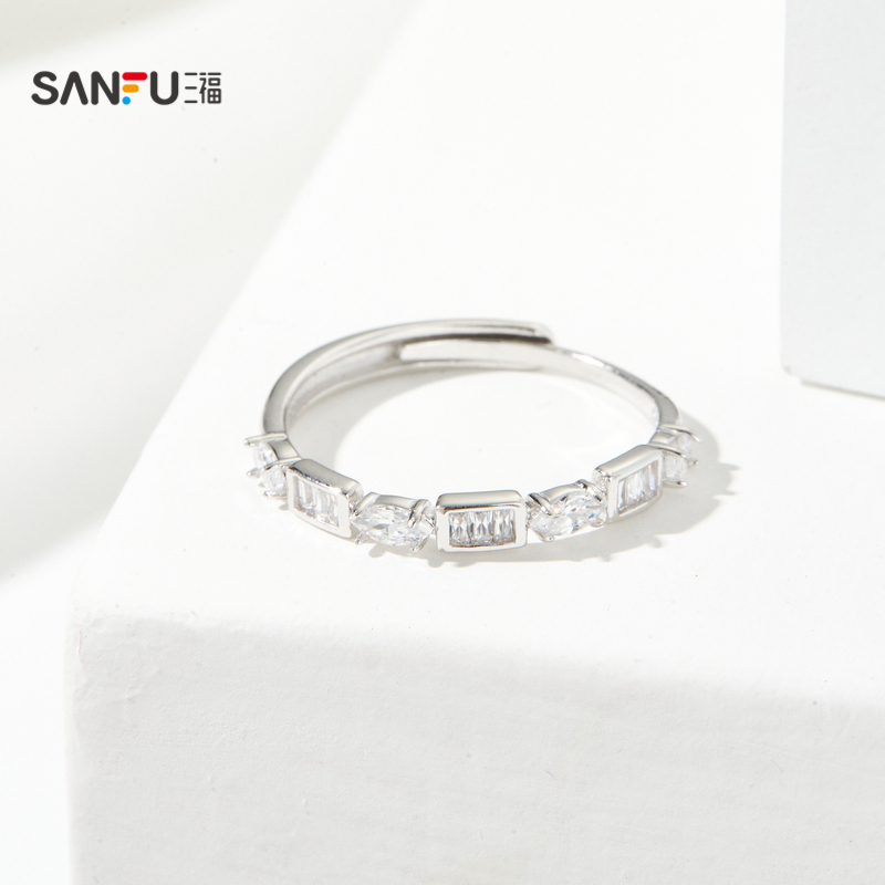 三福925银指尖闪耀戒指单个 气质时尚设计感指环首饰830870 - 图0