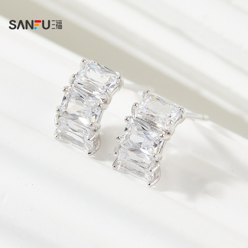 三福925银闪耀耳钉一对 气质时尚氛围感首饰配饰耳环845427,淘宝优惠券,粉丝福利购,淘宝优惠卷