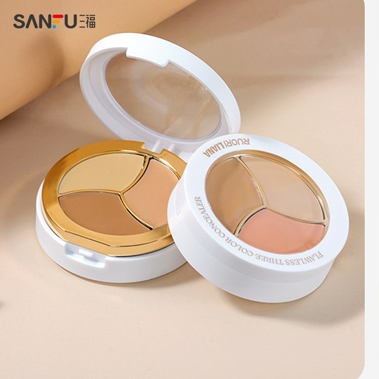 Безупречный трехцветный консилер Lorena