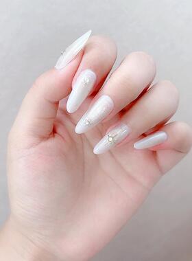 三福洛丽莲娜简约系手工穿戴甲1盒 528140
