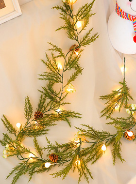 亚马逊2022新款led松针灯串 圣诞节家居橱窗装饰摆件拍照道具