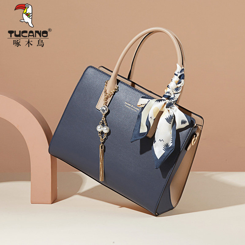 啄木鸟女2023新款高级感真皮包包 啄木鸟女士包袋