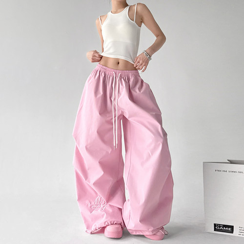 粉色跳舞百搭阔腿裤女2026春夏新款爵士显瘦褶皱阔腿休闲伞兵裤子 - 图2