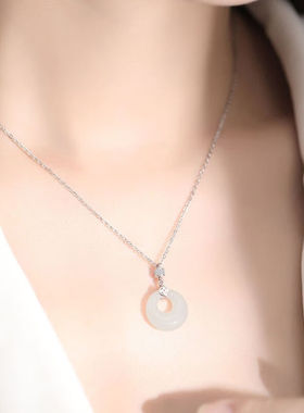 阿法琳（AFLIM）品牌彩金项链女平安扣锁骨链玉吊坠时尚饰品生日