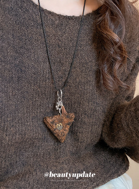 秋冬新款毛绒三角形吊坠项链复古
