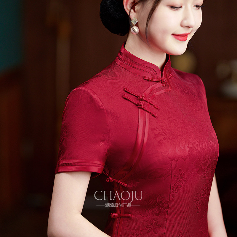 喜婆婆婚宴装2024新款红色妈妈礼服高贵年轻真丝旗袍桑蚕丝高端