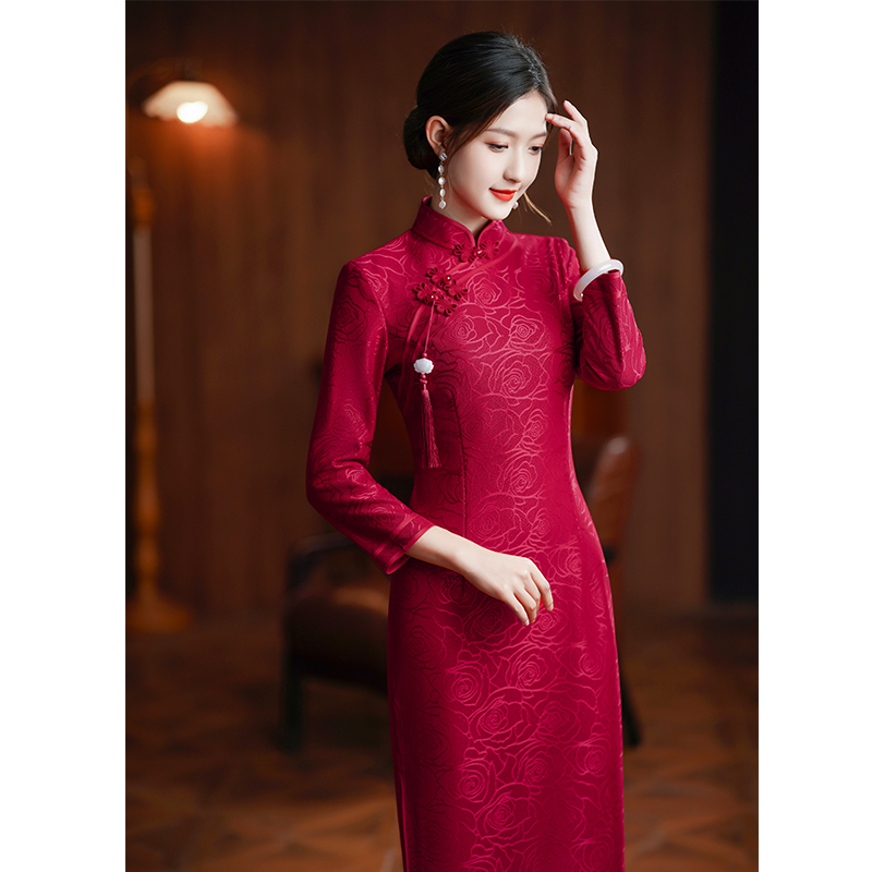 红色旗袍女小个子妈妈婚宴礼服高端喜婆婆婚宴装大码改良2024新款