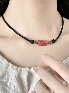 水晶小众女招桃花项链招财