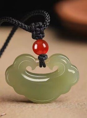 和田色玉平安锁如意锁吊坠男女款玉石挂坠项链挂件玉佩百搭