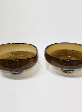 轻奢风琥珀茶色设计师组合插花器