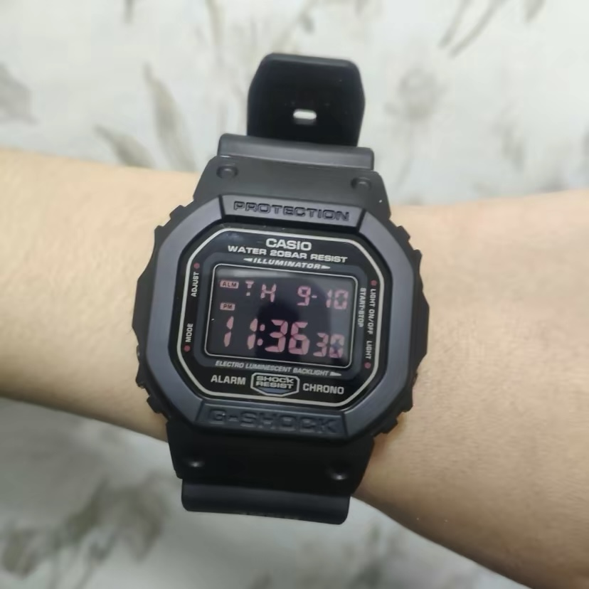 卡西欧Casio男女学生方形电子表DW5600BB-1运动G-Shock小方块手表 - 图1