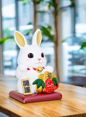 【现货捡漏】日本可爱卡通开运招财日式生肖兔动物办公桌面小摆件