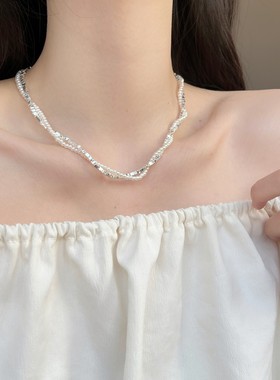 碎银珍珠缠绕项链女通勤出行仿珍珠气质锁骨链2024设计感缠绕