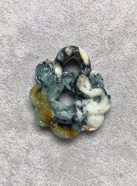 新天然岫玉蛇币吊坠男女款挂件雕刻本命年玉佩项链玉坠蛇蛇中式